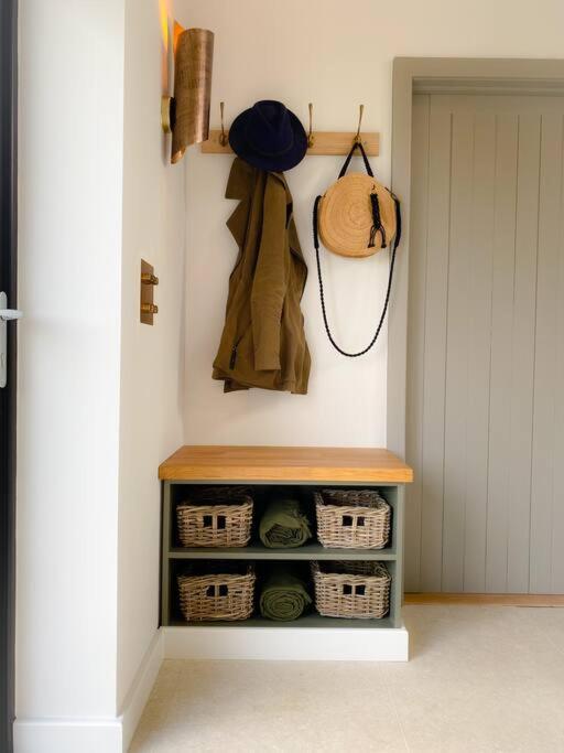 Linseed Barn- Stamford Holiday Cottages Bagian luar foto