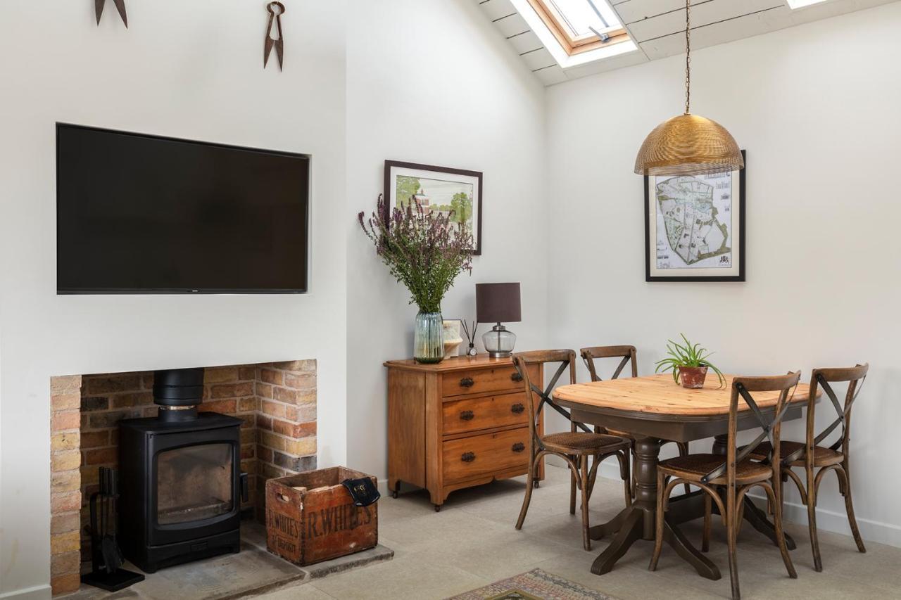 Linseed Barn- Stamford Holiday Cottages Bagian luar foto